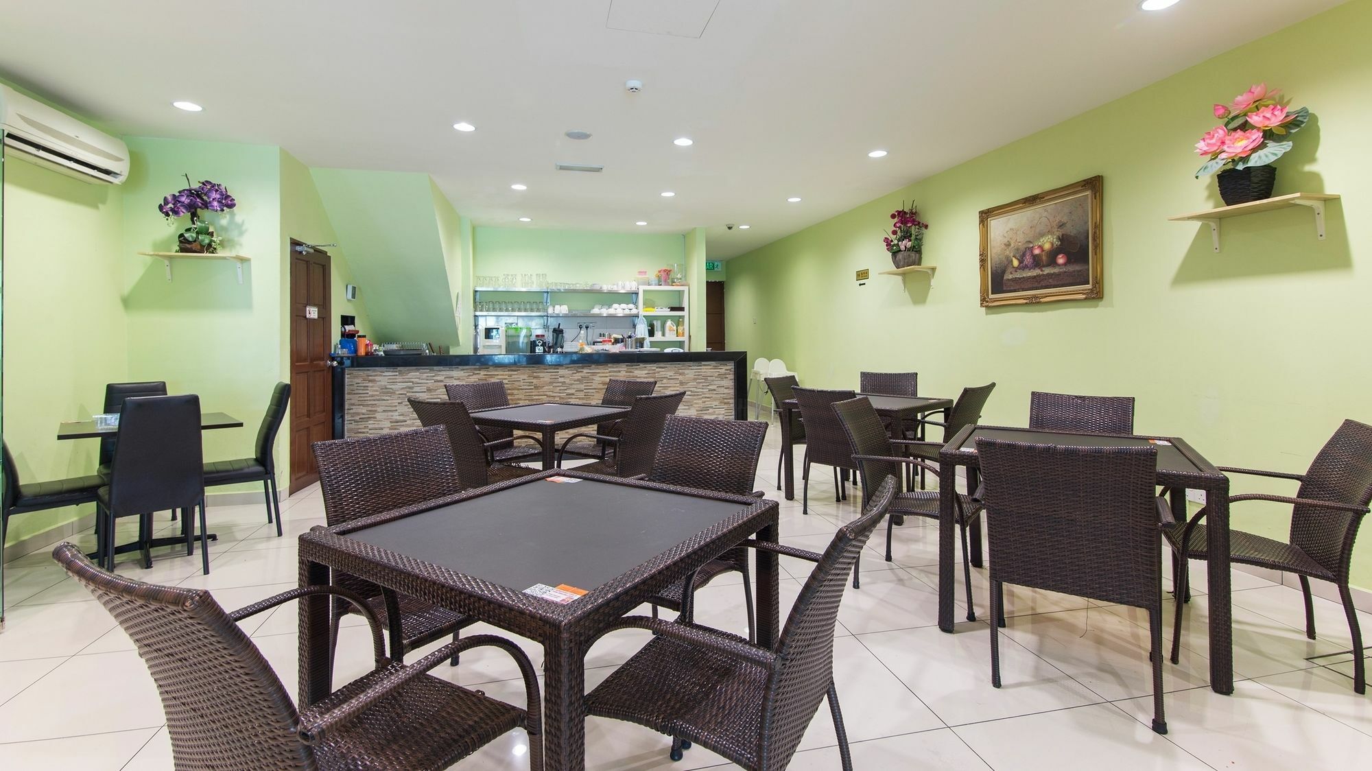 Zen Twin Hotel 3*